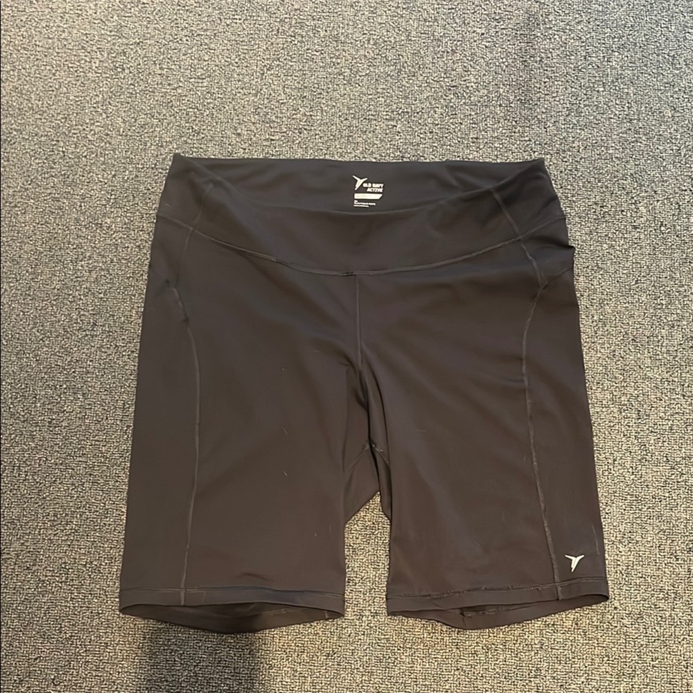 Plus size black Old Navy active bike shorts